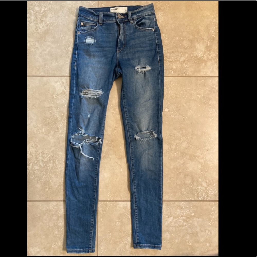 High rise ripped skinny jeans
